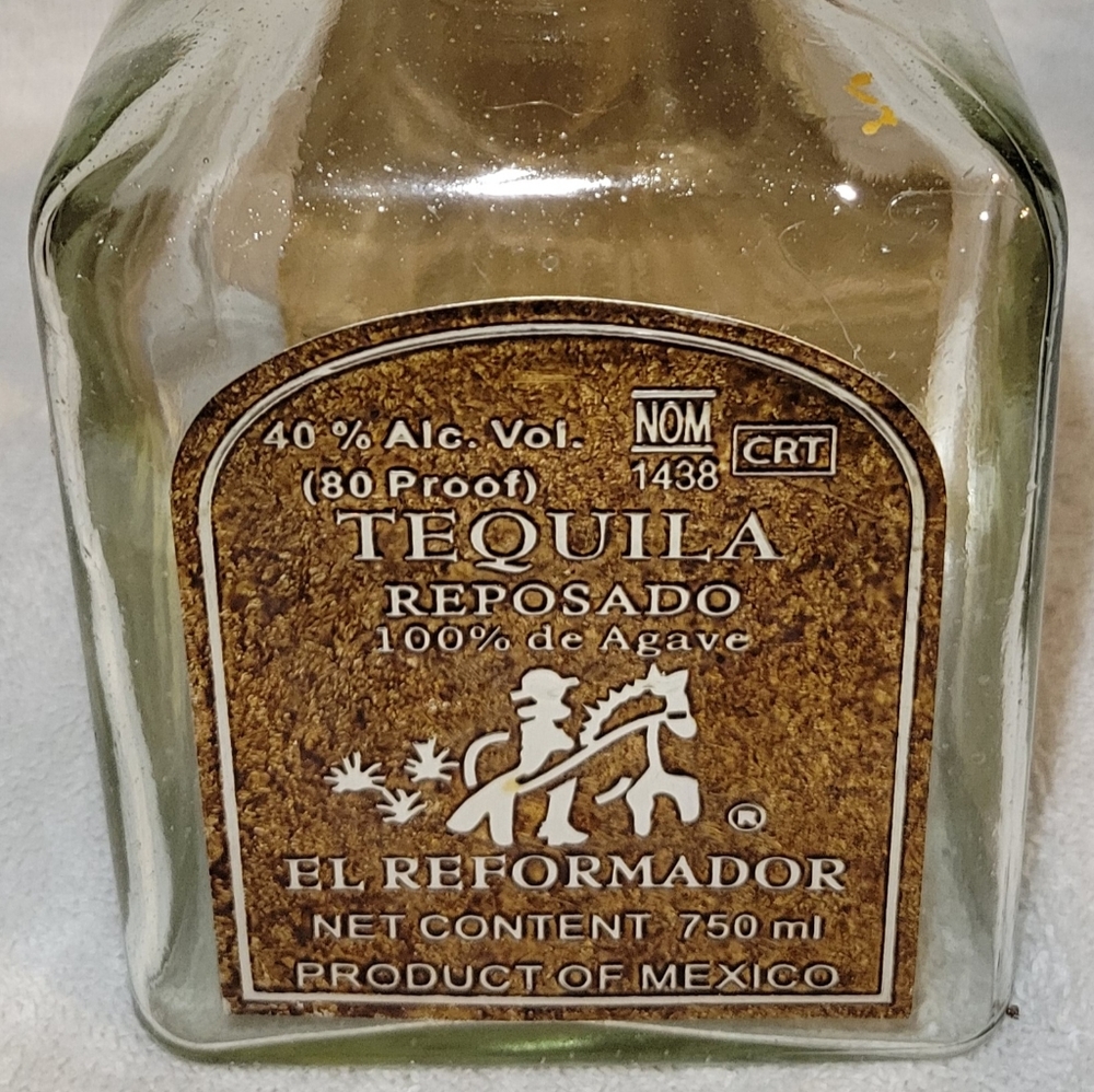EL REFORMADOR TEQUILA BOTTLE, CLEAR GLASS